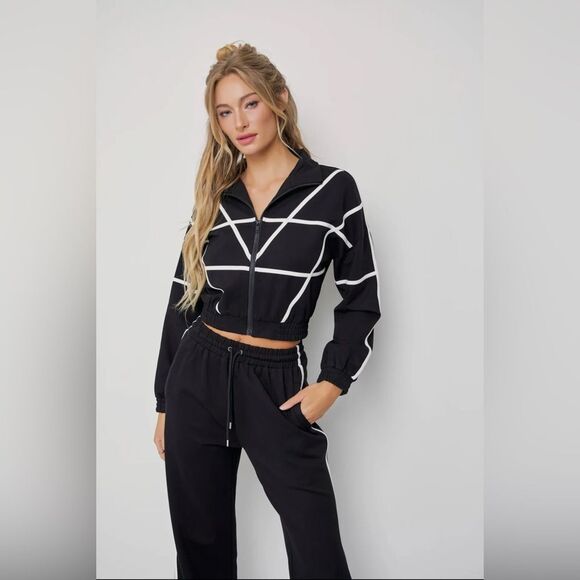 Jackie Black Women's Sweatsuit Set - Picture 2 of 4